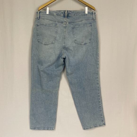 Talbots Simply Flattering Straight Leg Crop Jeans 16 Light Wash Blue Capri 37x26 - Picture 2 of 14